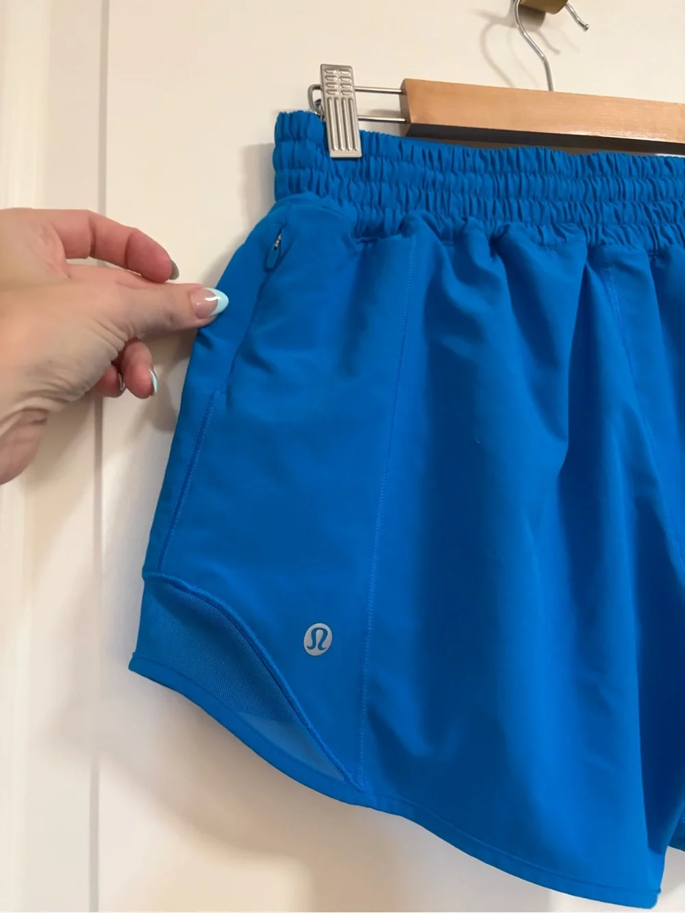 🍋🏃🏽‍♀️Lululemon Hotty Hot Bright Blue Running Athletic Activewear Shorts🧘🏽‍♀️🍋